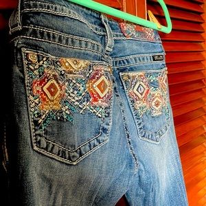 Miss me straight leg 25